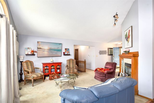 205 Southview Drive, Waukee, IA 50263