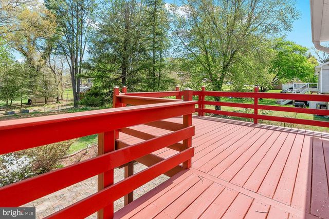 7616 EARNSHAW DR, Brandywine, MD 20613