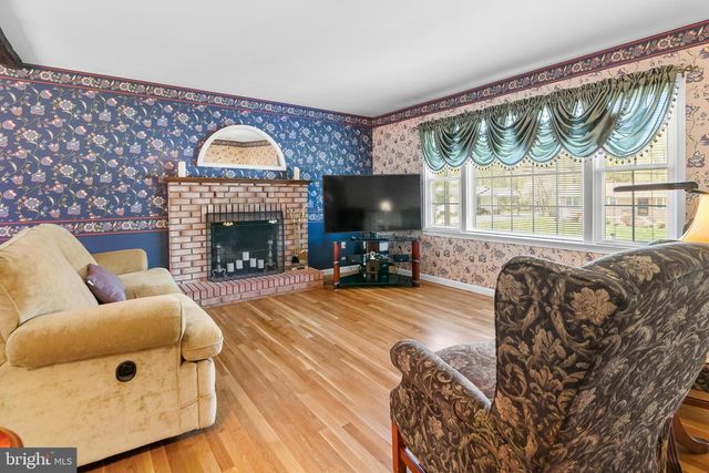 7616 EARNSHAW DR, Brandywine, MD 20613