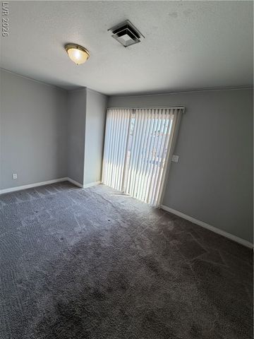 2820 South Sandhill Road A, Las Vegas, NV 89121