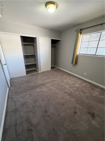 2820 South Sandhill Road A, Las Vegas, NV 89121