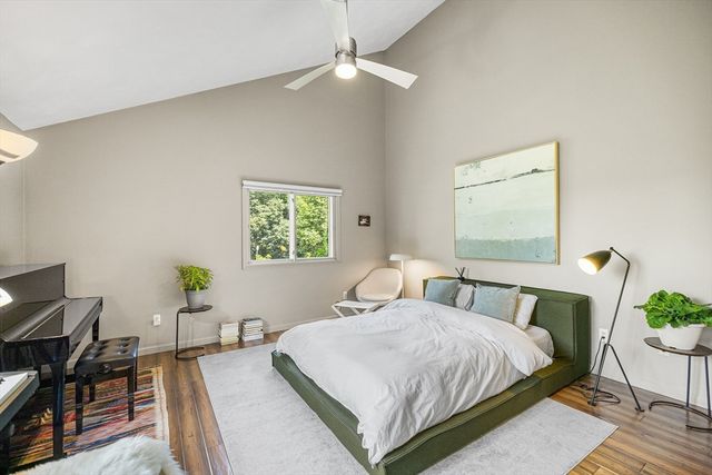 16 Admirals Ln 16, Salem, MA 01970
