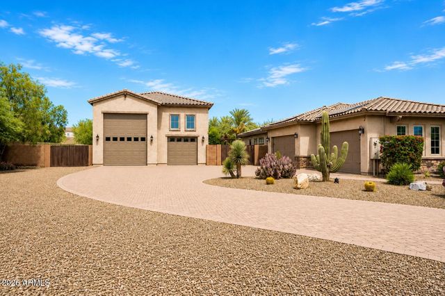 7662 W ARTEMISA Avenue, Peoria, AZ 85383
