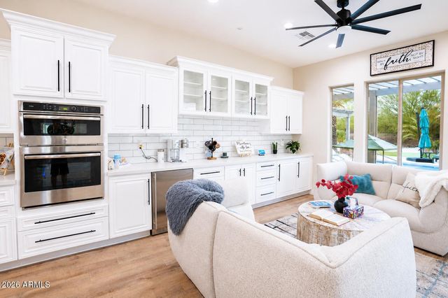 7662 W ARTEMISA Avenue, Peoria, AZ 85383