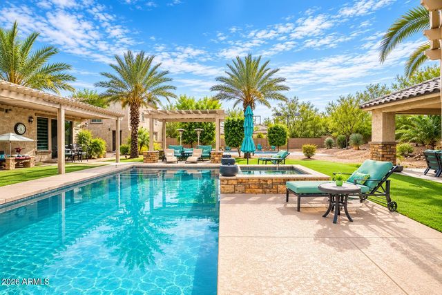 7662 W ARTEMISA Avenue, Peoria, AZ 85383