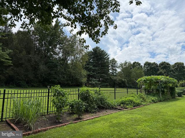 116 ASHFORD DR, Chadds Ford, PA 19317