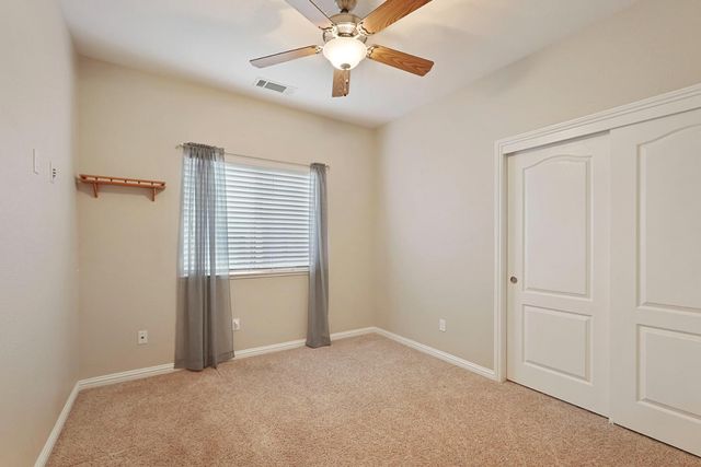 954 Stampede Trl, Galt, CA 95632