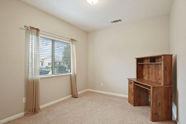 954 Stampede Trl, Galt, CA 95632