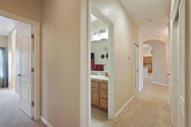 954 Stampede Trl, Galt, CA 95632