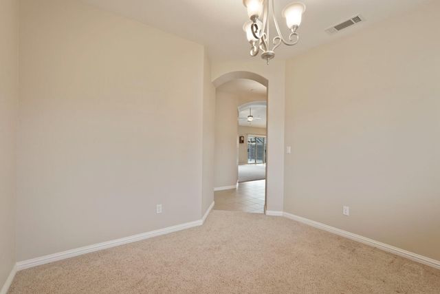 954 Stampede Trl, Galt, CA 95632