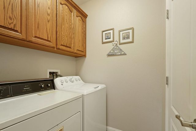 954 Stampede Trl, Galt, CA 95632