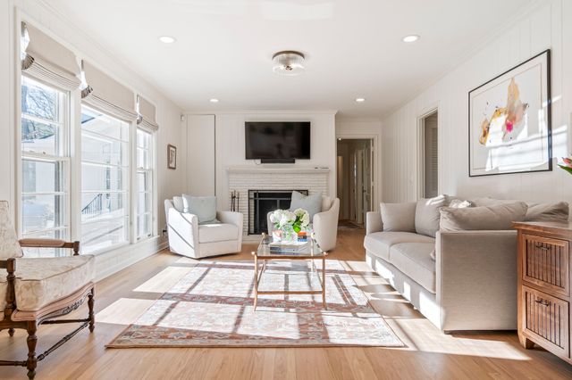 1209 Tyne Blvd, Nashville, TN 37215