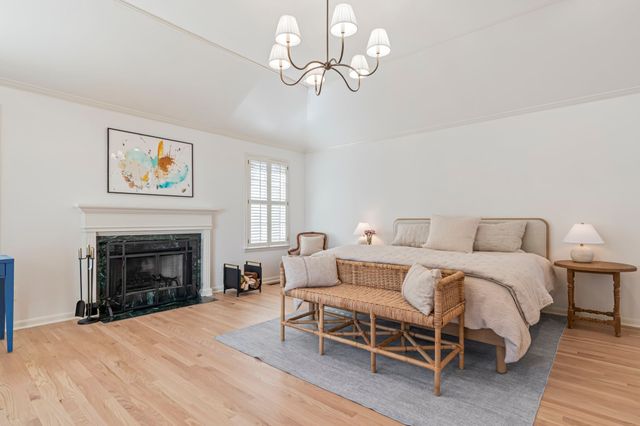 1209 Tyne Blvd, Nashville, TN 37215