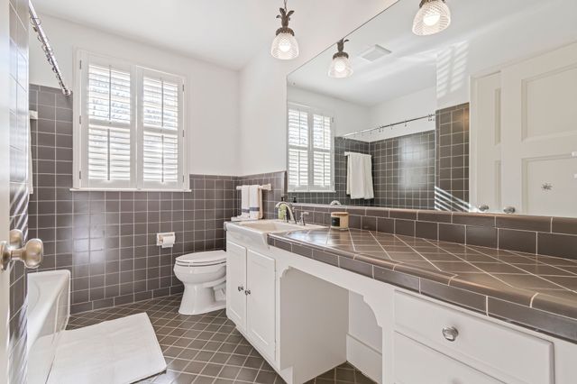 1209 Tyne Blvd, Nashville, TN 37215