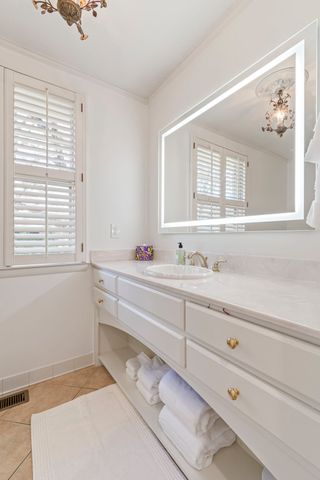 1209 Tyne Blvd, Nashville, TN 37215