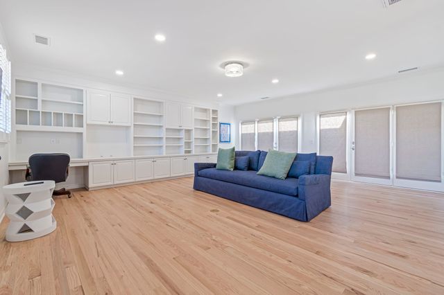 1209 Tyne Blvd, Nashville, TN 37215