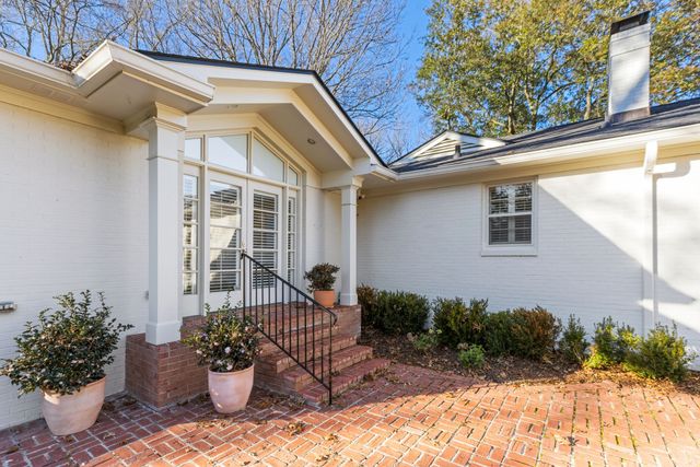 1209 Tyne Blvd, Nashville, TN 37215