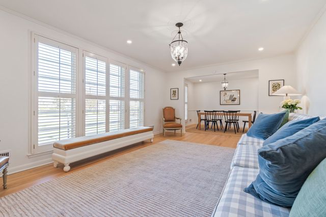 1209 Tyne Blvd, Nashville, TN 37215