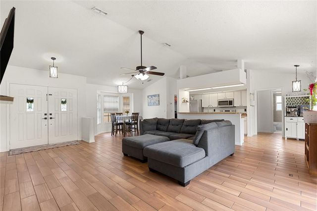 9917 NELSON ROAD, Dade City, FL 33525
