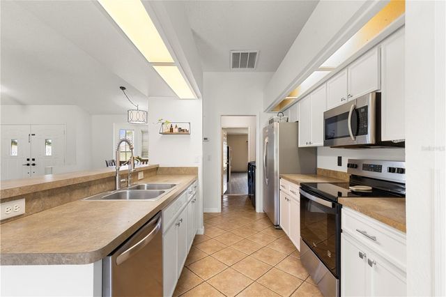 9917 NELSON ROAD, Dade City, FL 33525