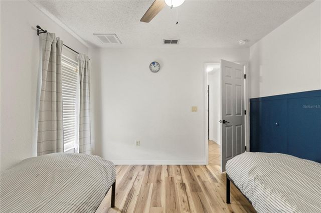 9917 NELSON ROAD, Dade City, FL 33525