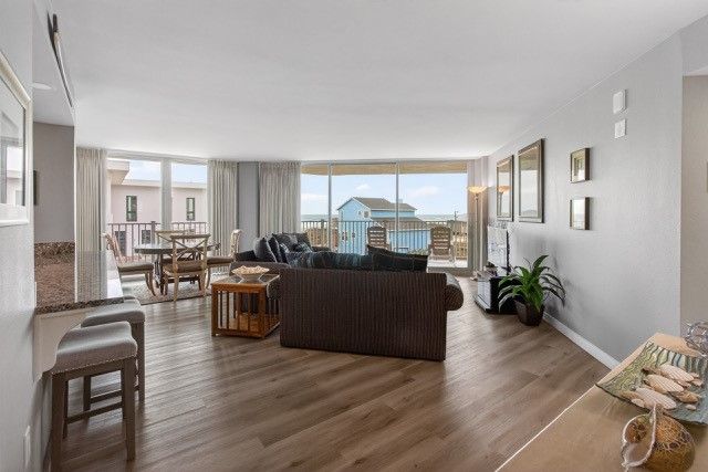 800 Sandcastle Dr 238, Port Aransas, TX 78373