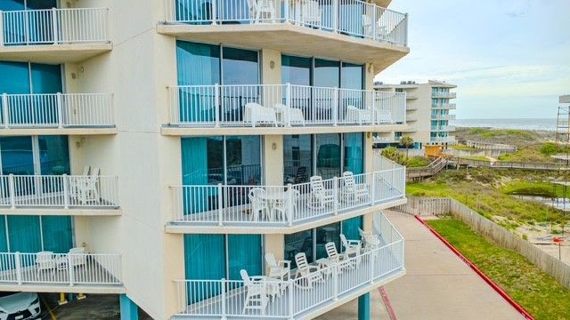 800 Sandcastle Dr 238, Port Aransas, TX 78373
