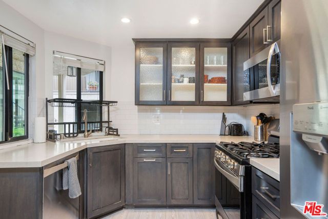 1942 Grace Avenue 217, Los Angeles, CA 90068