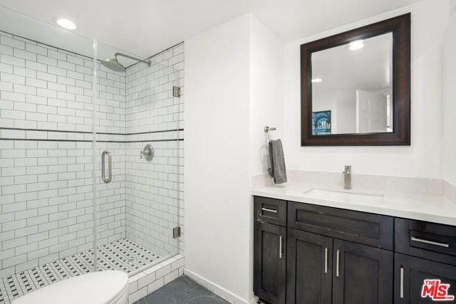 1942 Grace Avenue 217, Los Angeles, CA 90068