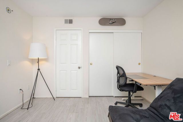 1942 Grace Avenue 217, Los Angeles, CA 90068
