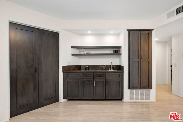 1942 Grace Avenue 217, Los Angeles, CA 90068