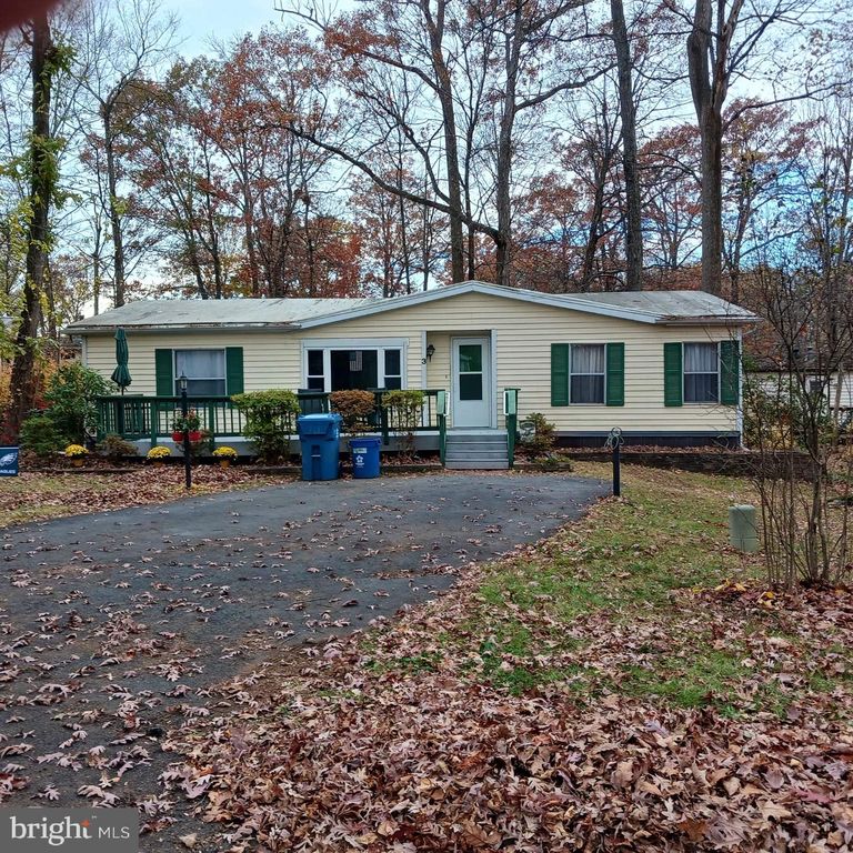 3 QUARRY RD, Quakertown, PA 18951