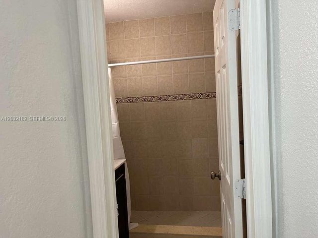 3251 NW 177th Ter, Miami Gardens, FL 33056