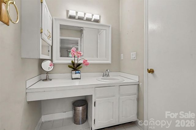 9013 St Croix Lane, Charlotte, NC 28277
