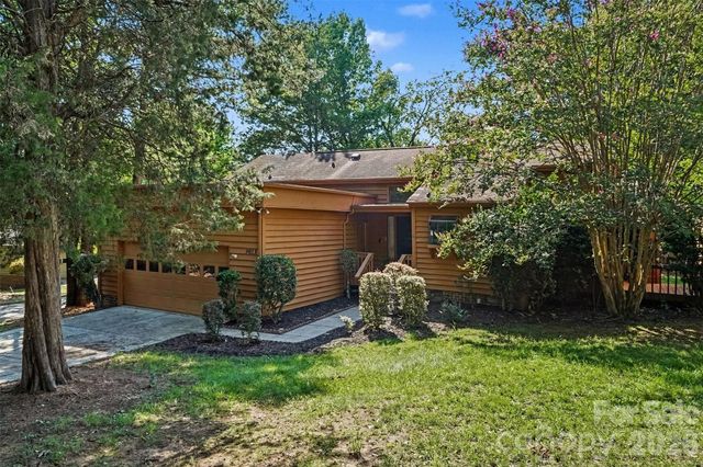 9013 St Croix Lane, Charlotte, NC 28277
