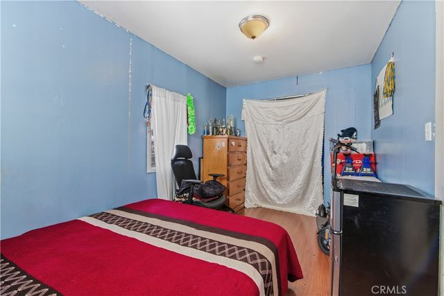 1244 W Martin Luther King Jr, Los Angeles, CA 90037