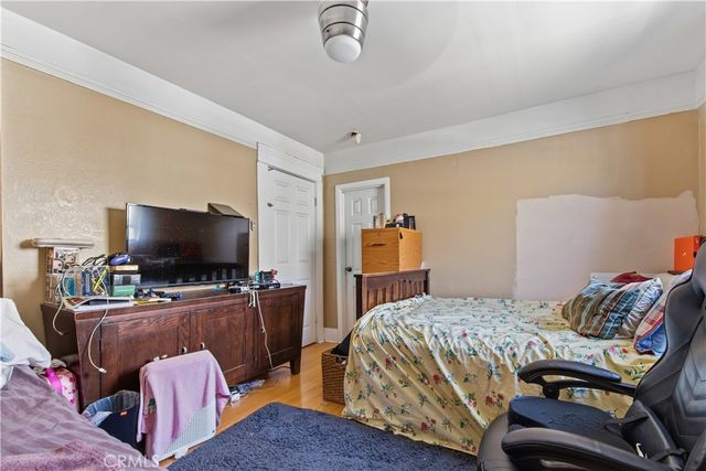 1244 W Martin Luther King Jr, Los Angeles, CA 90037