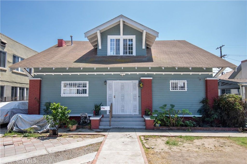 1244 W Martin Luther King Jr, Los Angeles, CA 90037