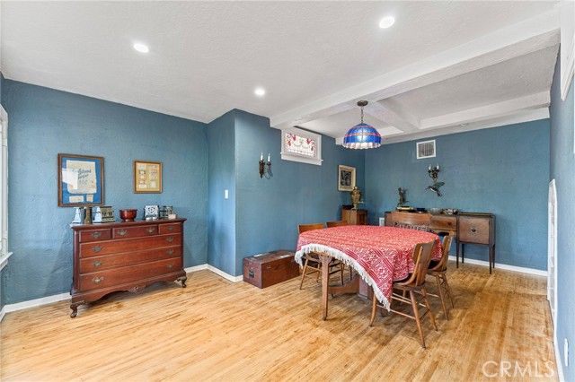 2042 Rome, Los Angeles, CA 90065