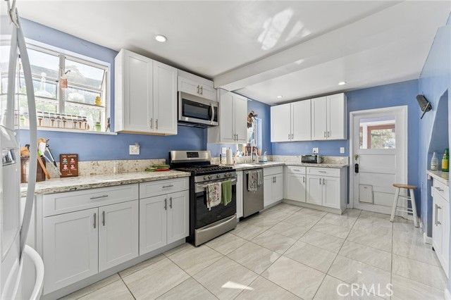 2042 Rome, Los Angeles, CA 90065