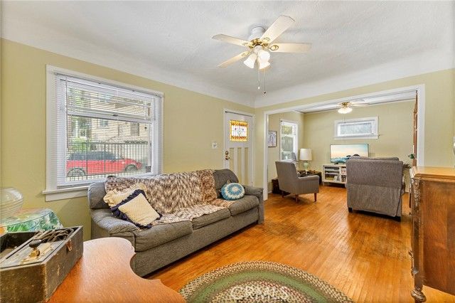 2042 Rome, Los Angeles, CA 90065