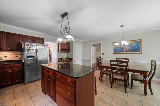 4820 Bent Ridge Lane, Clemmons, NC 27012