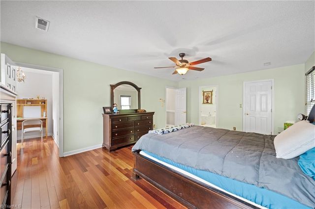 4820 Bent Ridge Lane, Clemmons, NC 27012