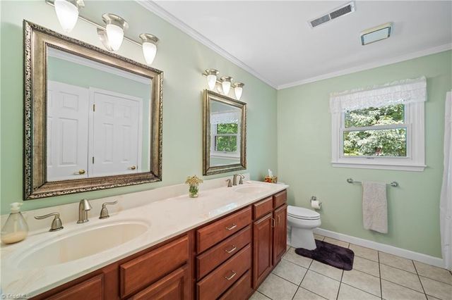 4820 Bent Ridge Lane, Clemmons, NC 27012
