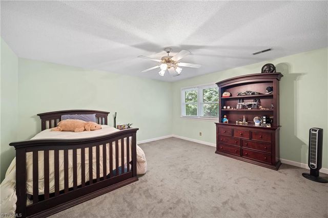 4820 Bent Ridge Lane, Clemmons, NC 27012