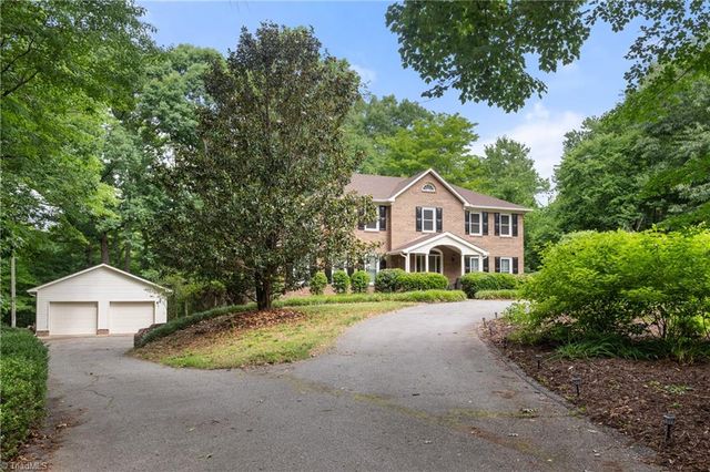 4820 Bent Ridge Lane, Clemmons, NC 27012