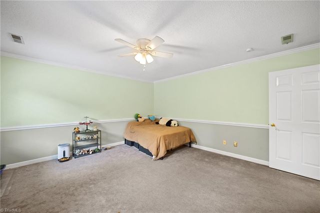 4820 Bent Ridge Lane, Clemmons, NC 27012