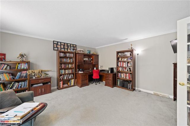 4820 Bent Ridge Lane, Clemmons, NC 27012