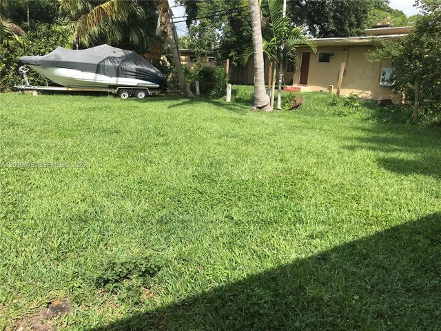 1567 NE 110th Ter C, Miami, FL 33161