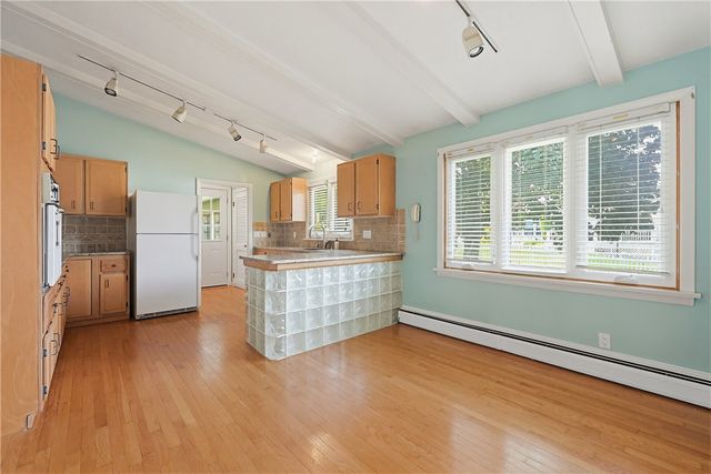 32 Brookfarm Road, North Providence, RI 02904
